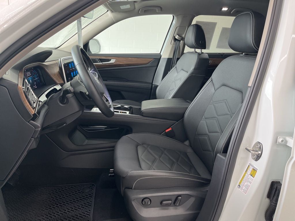 2025 Volkswagen Atlas 2.0T SE