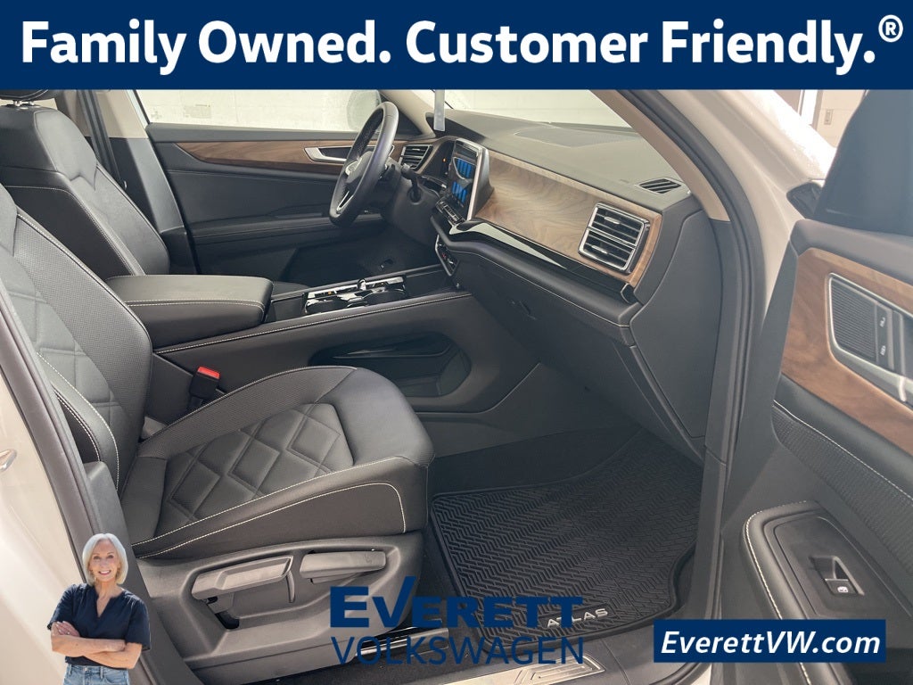 2025 Volkswagen Atlas 2.0T SE