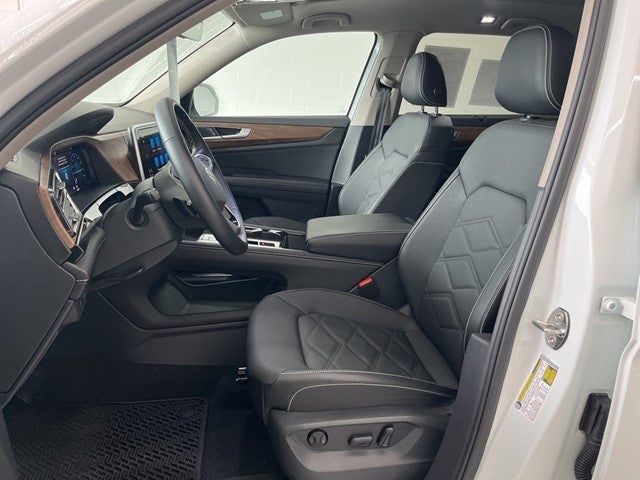 2025 Volkswagen Atlas 2.0T SE