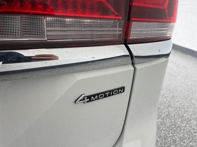 2025 Volkswagen Atlas 2.0T SE