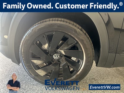 2025 Volkswagen Atlas 2.0T SE