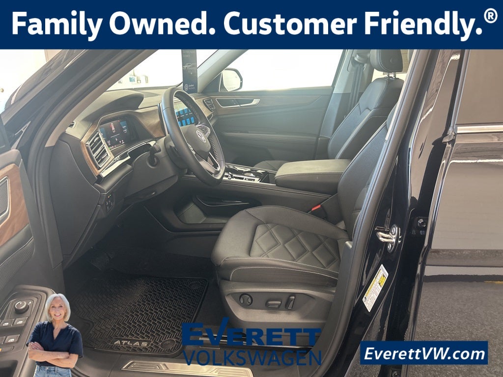 2025 Volkswagen Atlas 2.0T SE