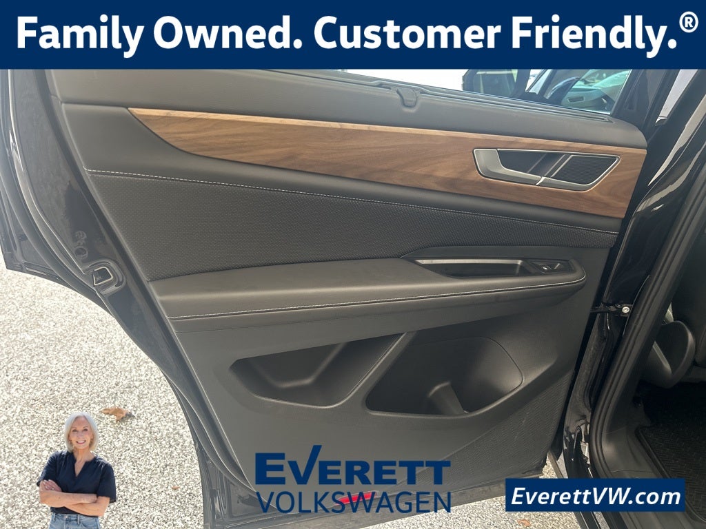 2025 Volkswagen Atlas 2.0T SE