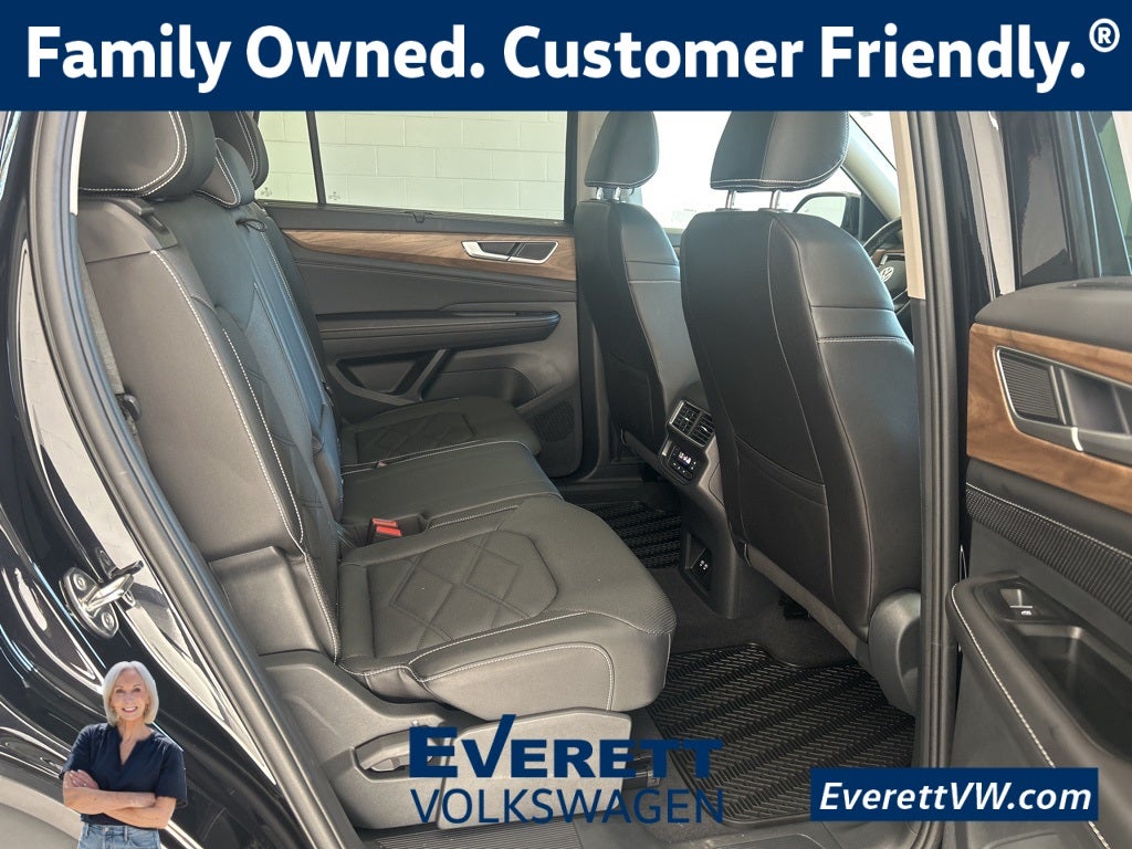 2025 Volkswagen Atlas 2.0T SE