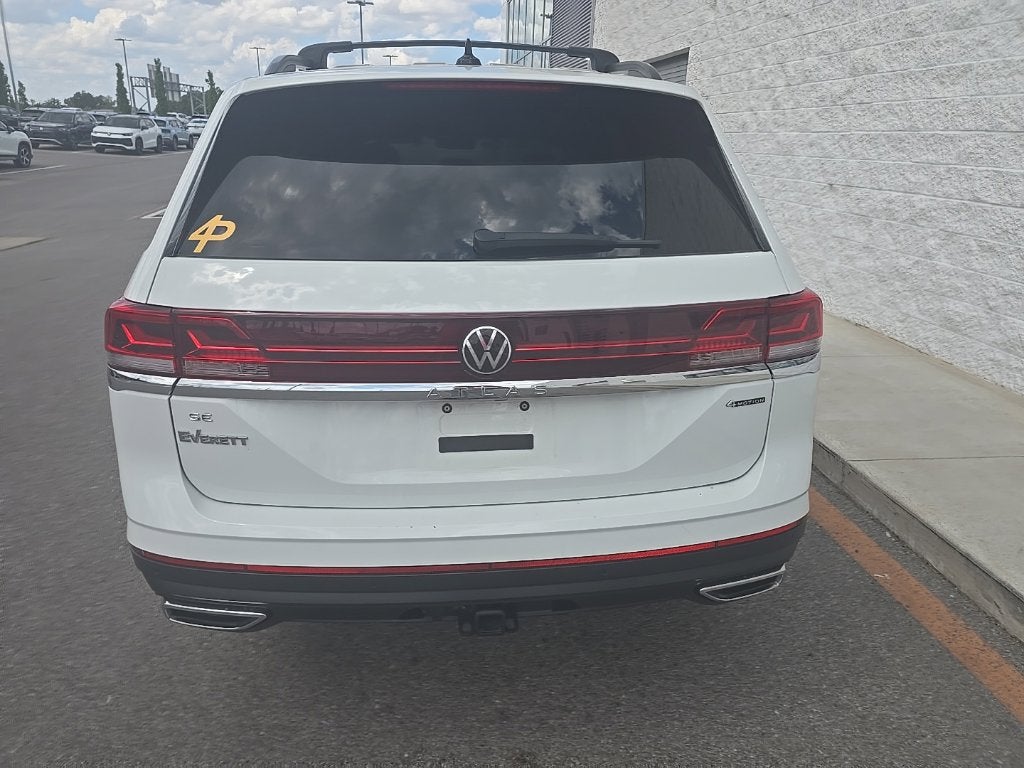 2025 Volkswagen Atlas 2.0T SE w/Technology