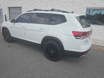 2025 Volkswagen Atlas 2.0T SE w/Technology