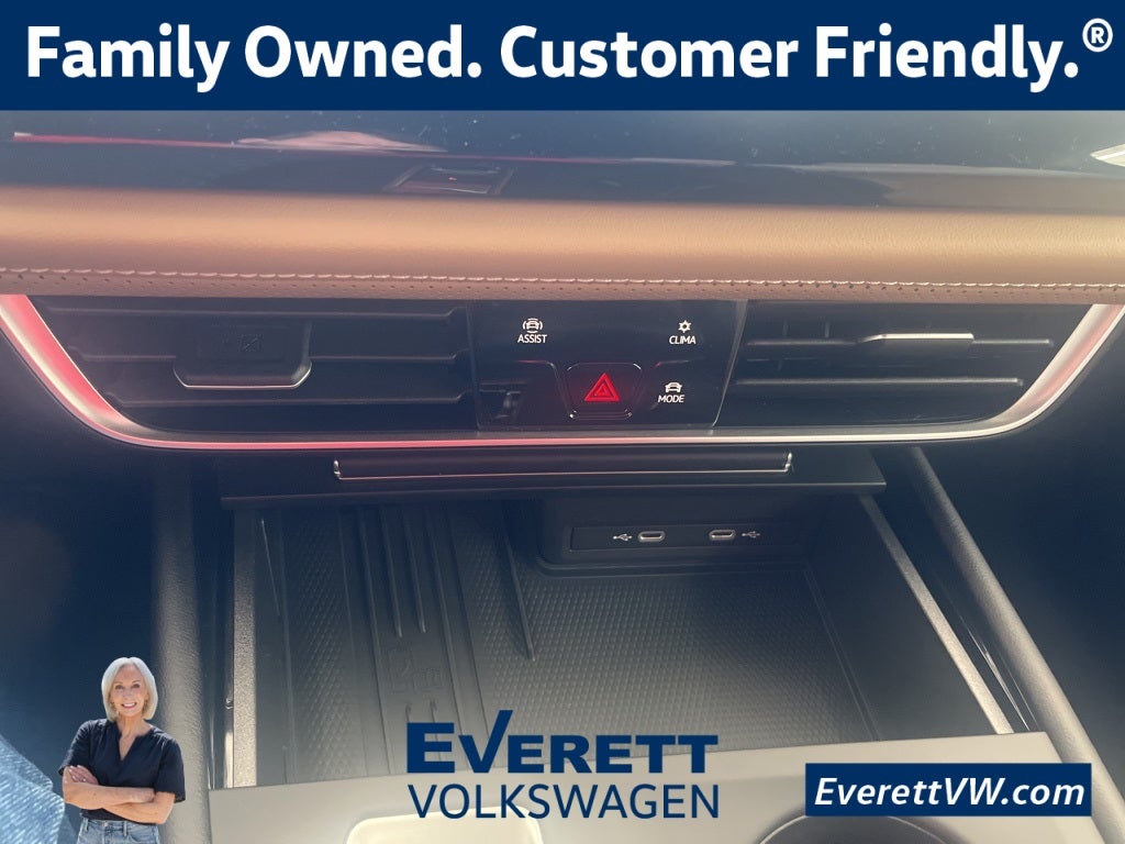 2026 Volkswagen Atlas Cross Sport 2.0T SE