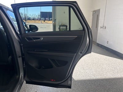 2026 Volkswagen Atlas Cross Sport 2.0T SE