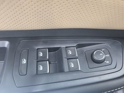 2026 Volkswagen Atlas Cross Sport 2.0T SE