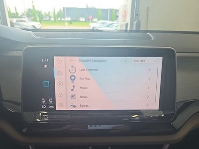 2026 Volkswagen Atlas Cross Sport 2.0T SE