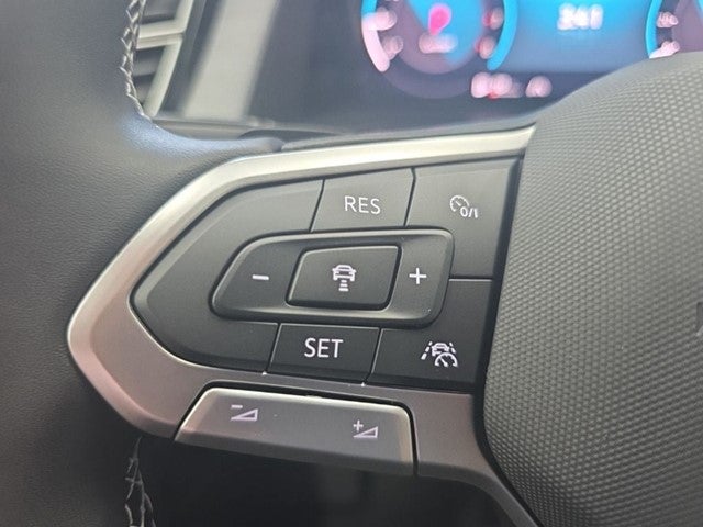 2026 Volkswagen Atlas Cross Sport 2.0T SE