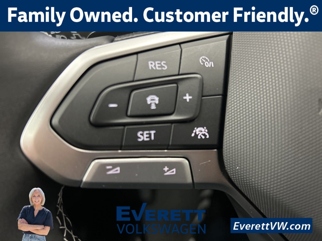 2026 Volkswagen Atlas Cross Sport 2.0T SE