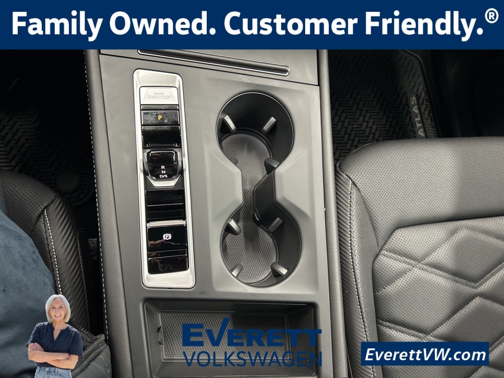 2026 Volkswagen Atlas Cross Sport 2.0T SE