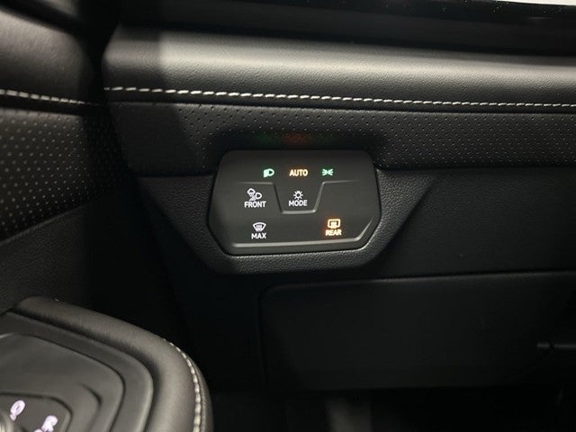 2026 Volkswagen Atlas Cross Sport 2.0T SE