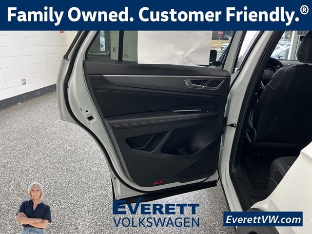 2026 Volkswagen Atlas Cross Sport 2.0T SE