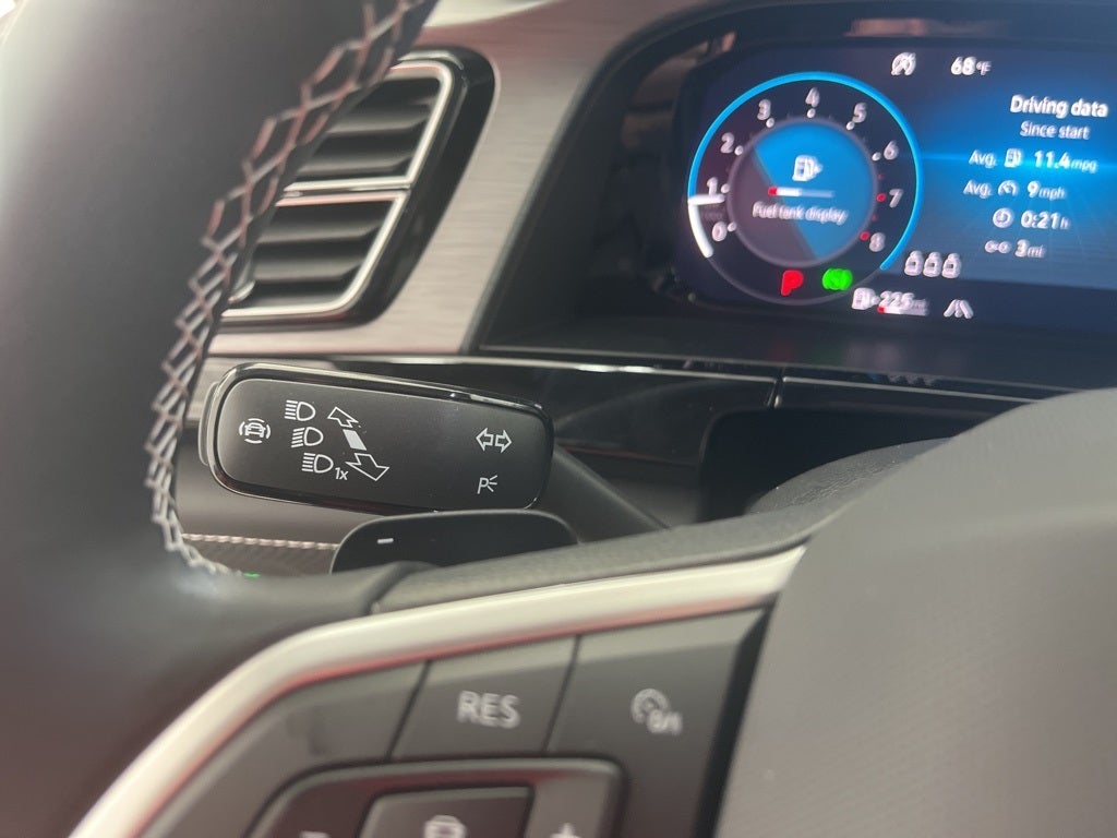 2026 Volkswagen Atlas Cross Sport 2.0T SE