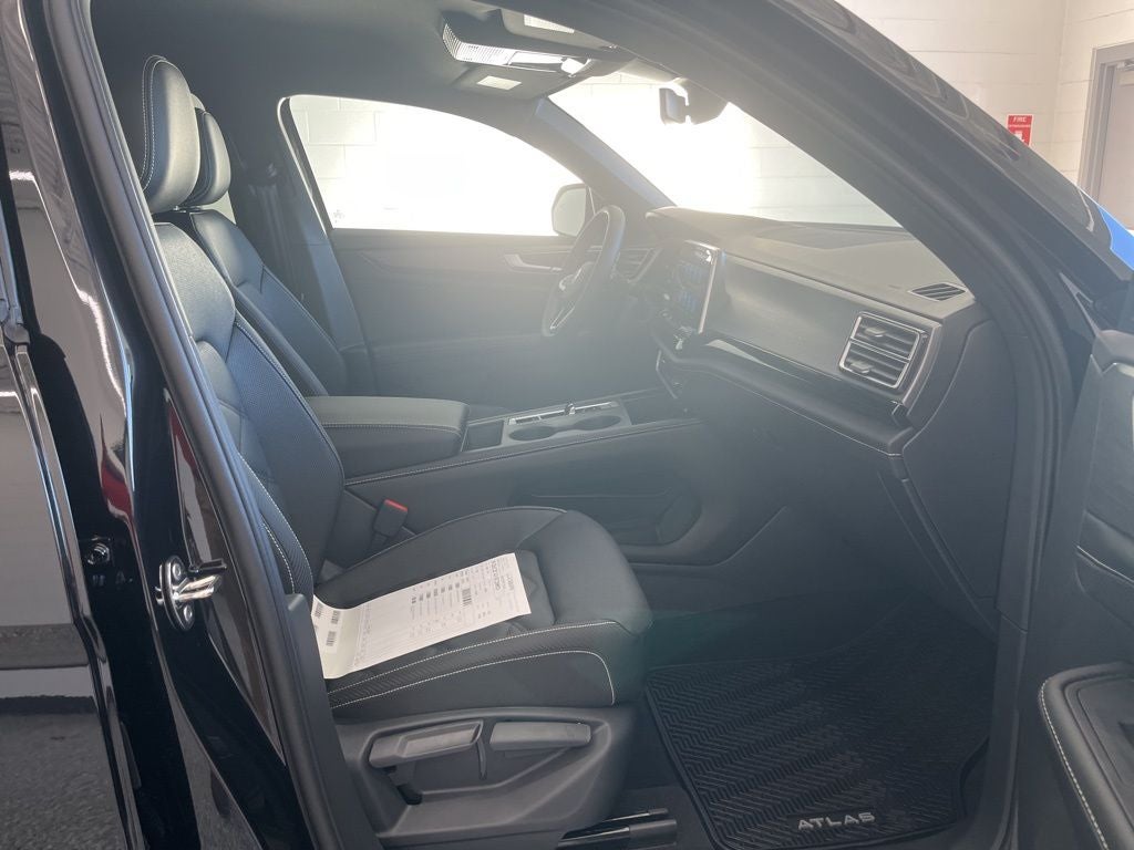 2026 Volkswagen Atlas Cross Sport 2.0T SE