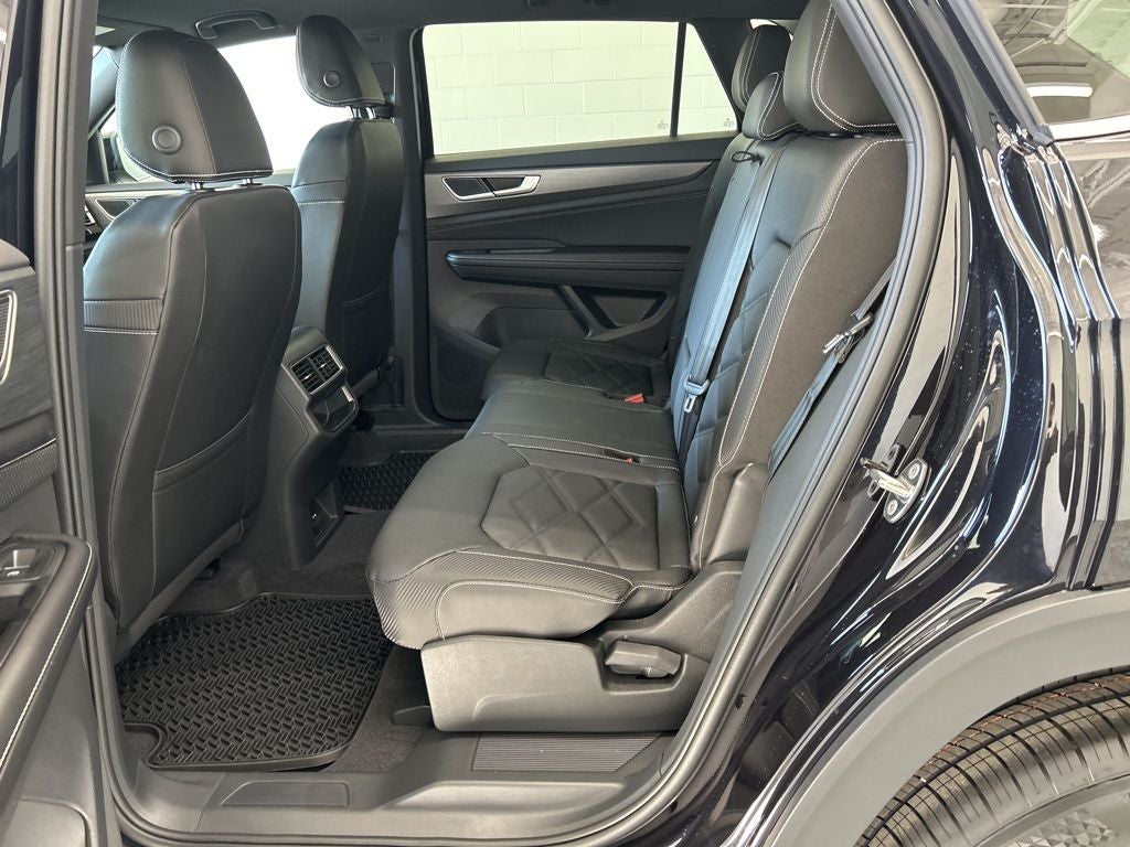 2026 Volkswagen Atlas Cross Sport 2.0T SE