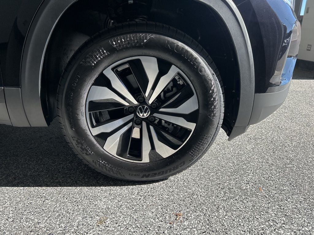 2026 Volkswagen Atlas Cross Sport 2.0T SE