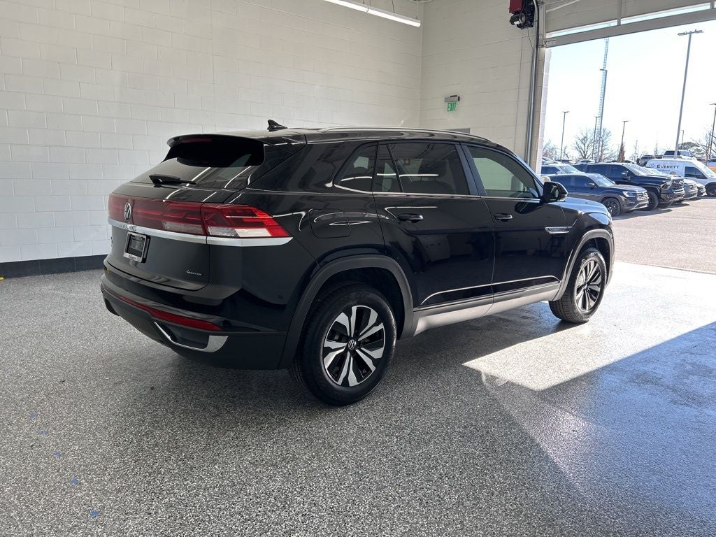 2026 Volkswagen Atlas Cross Sport 2.0T SE