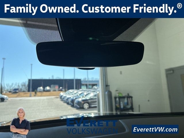 2026 Volkswagen Atlas Cross Sport 2.0T SE