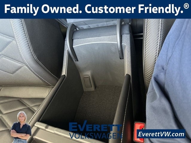 2026 Volkswagen Atlas Cross Sport 2.0T SE