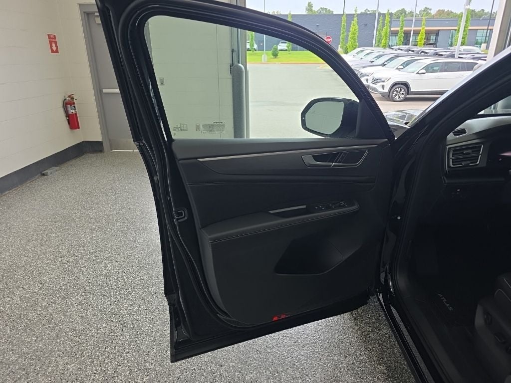 2026 Volkswagen Atlas Cross Sport 2.0T SE