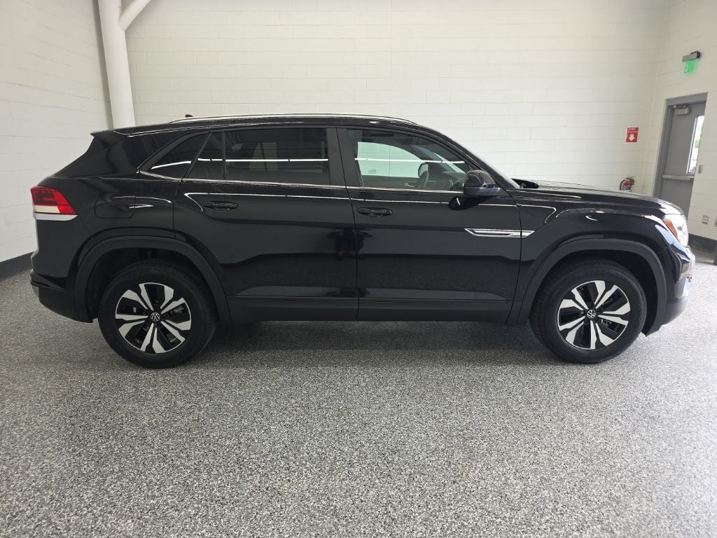 2026 Volkswagen Atlas Cross Sport 2.0T SE