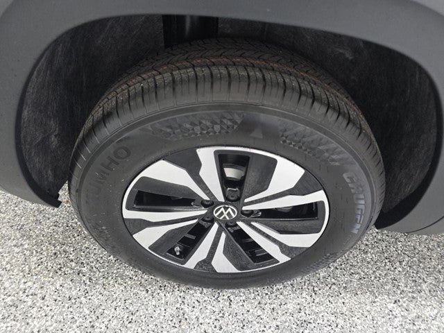 2026 Volkswagen Atlas Cross Sport 2.0T SE