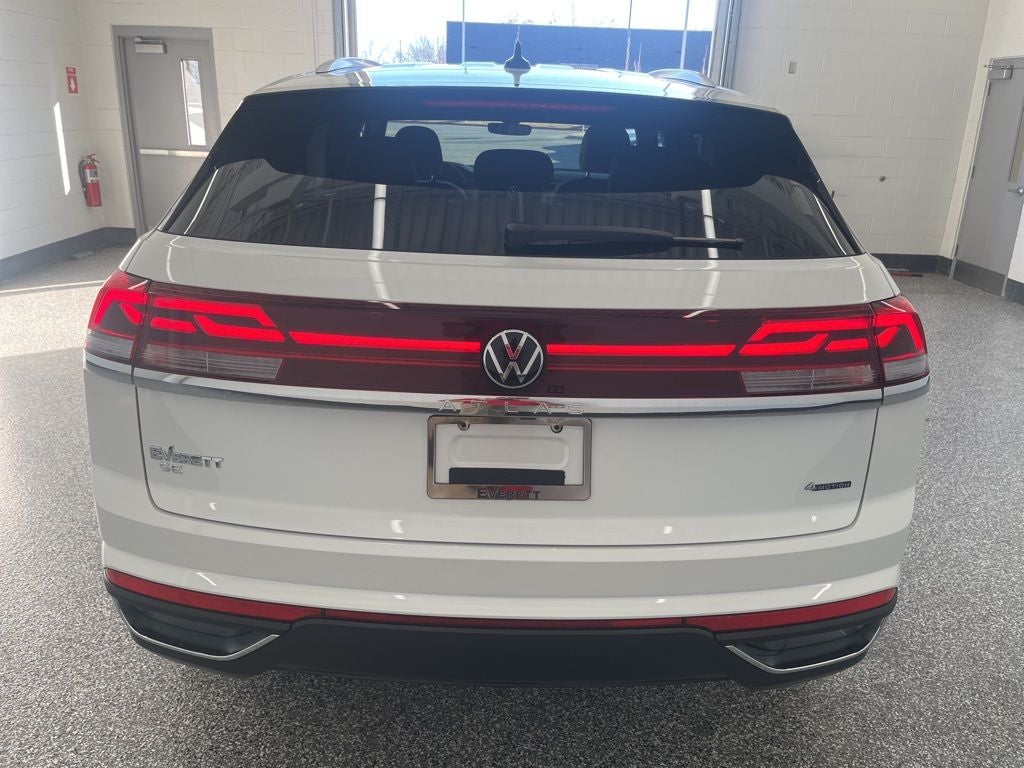 2026 Volkswagen Atlas Cross Sport 2.0T SE