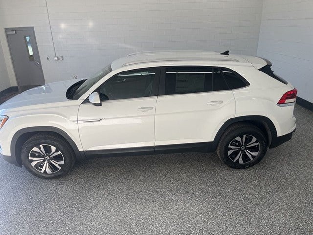 2026 Volkswagen Atlas Cross Sport 2.0T SE