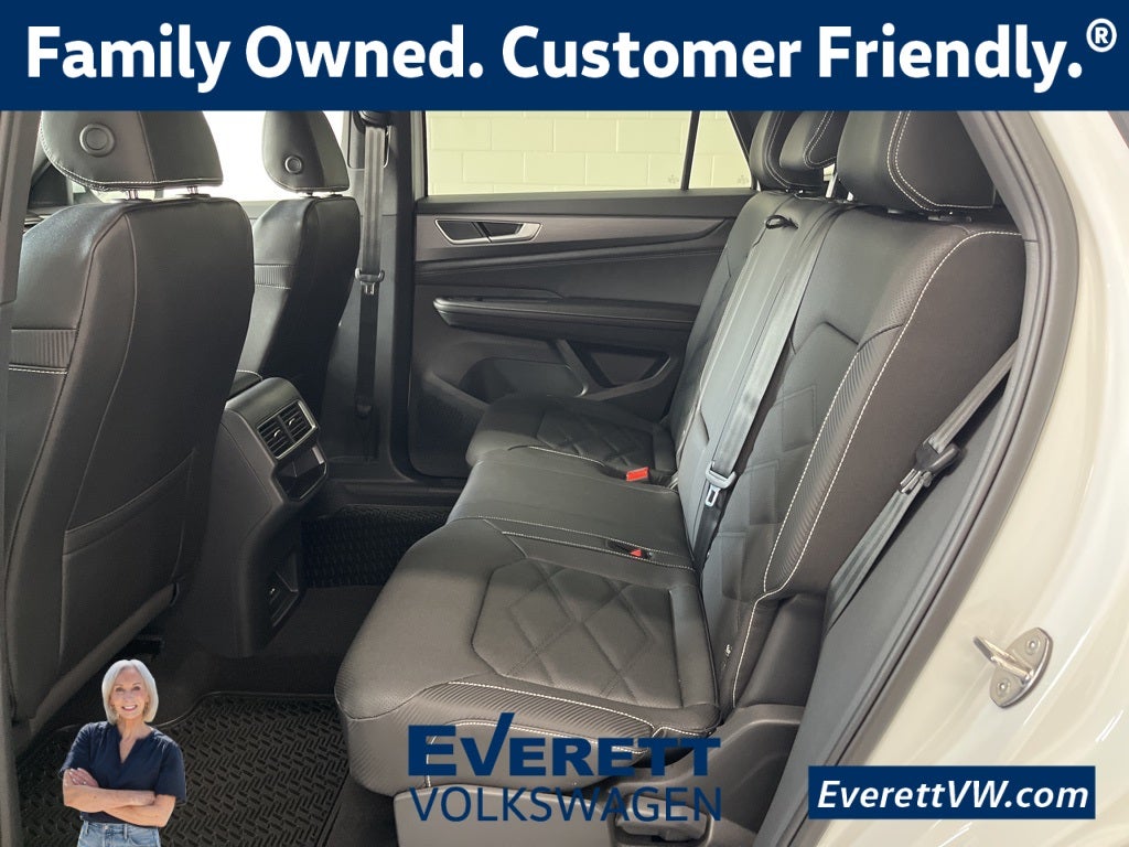 2026 Volkswagen Atlas Cross Sport 2.0T SE