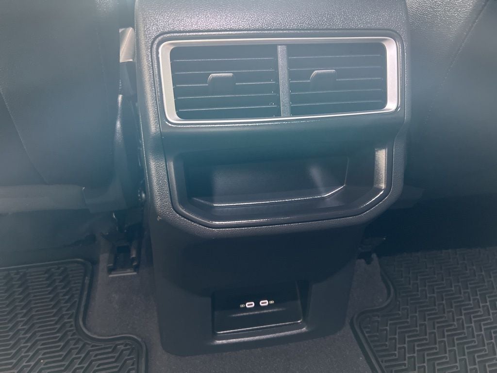 2024 Volkswagen Atlas Cross Sport 2.0T SE