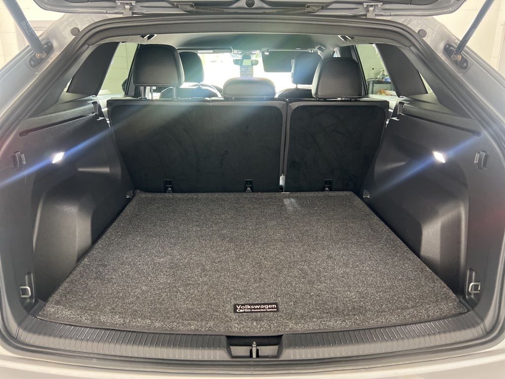 2024 Volkswagen Atlas Cross Sport 2.0T SE