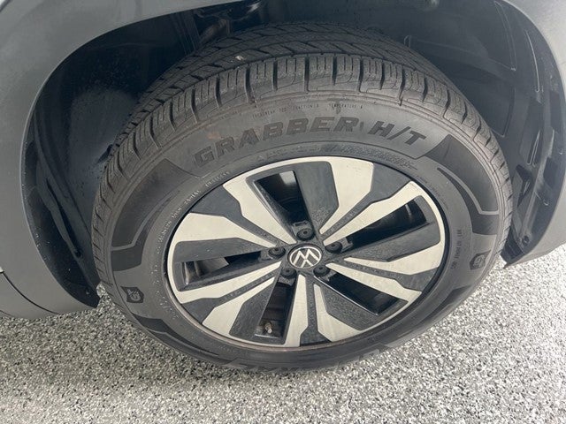 2024 Volkswagen Atlas Cross Sport 2.0T SE