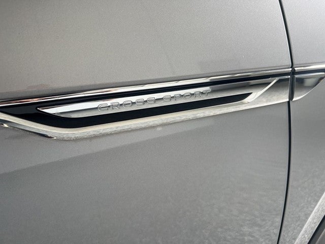 2024 Volkswagen Atlas Cross Sport 2.0T SE