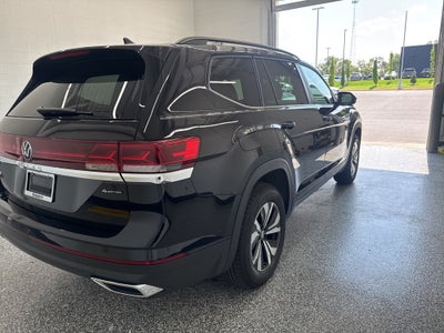 2026 Volkswagen Atlas 2.0T SE