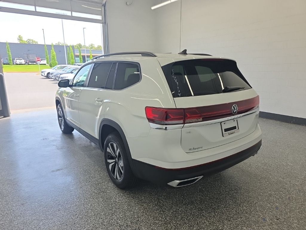 2026 Volkswagen Atlas 2.0T SE