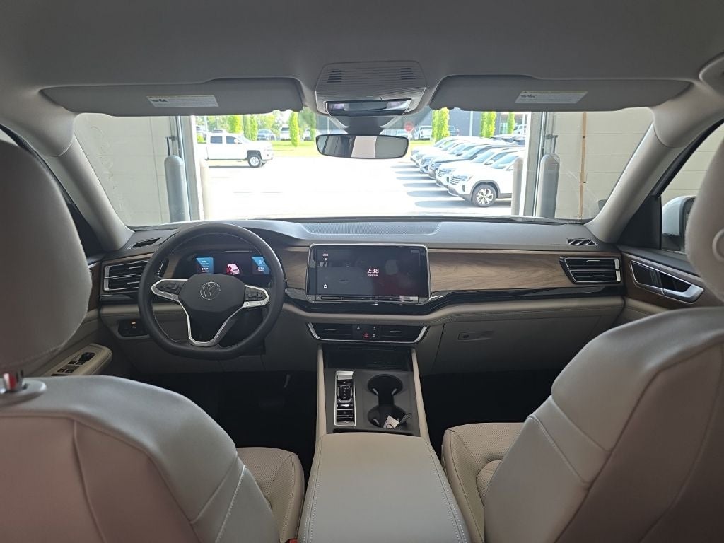2026 Volkswagen Atlas 2.0T SE