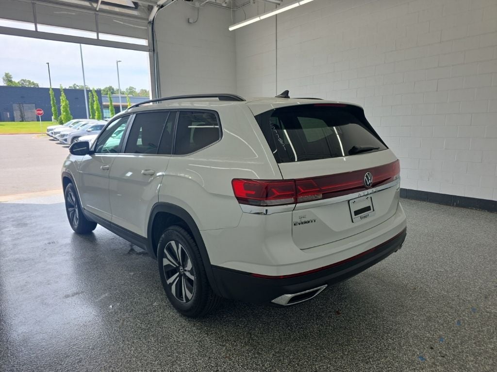 2026 Volkswagen Atlas 2.0T SE