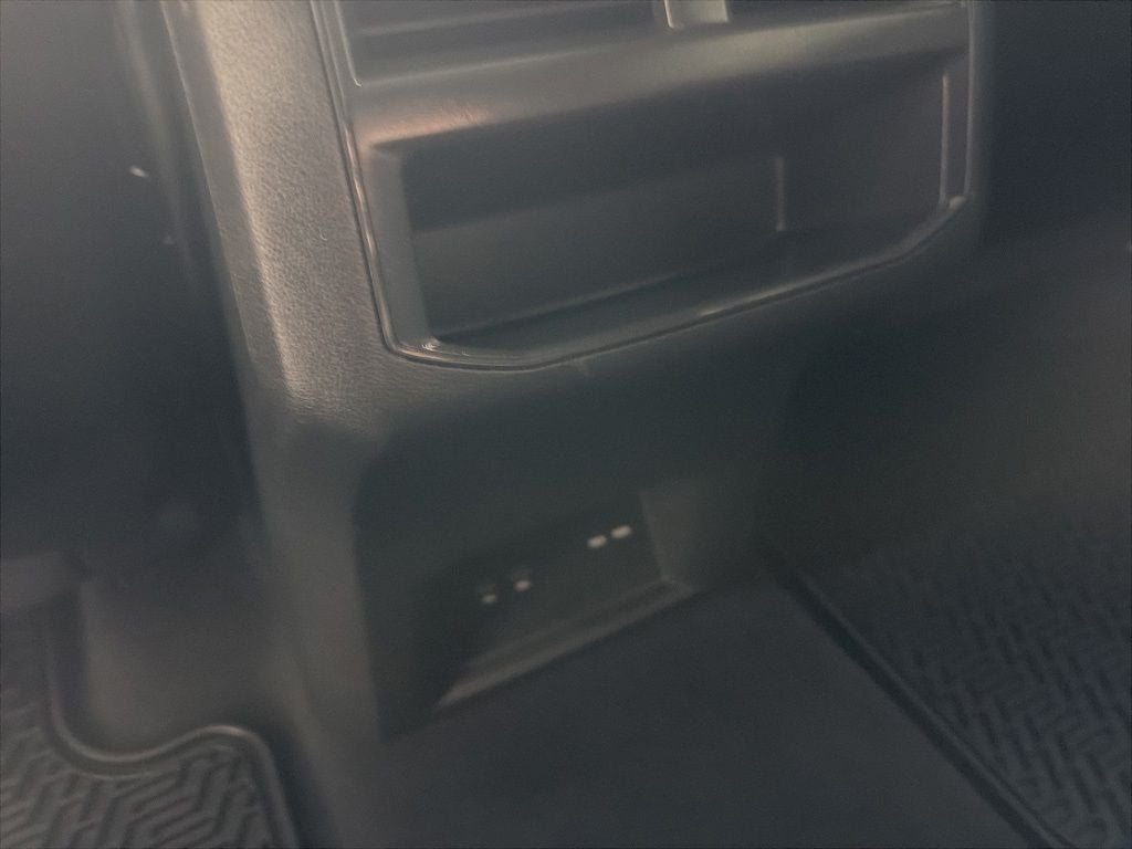 2023 Volkswagen Atlas Cross Sport 3.6L V6 SEL R-Line