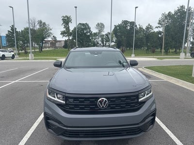 2023 Volkswagen Atlas Cross Sport 3.6L V6 SEL R-Line