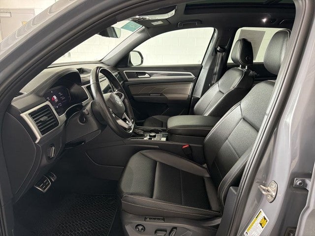2023 Volkswagen Atlas Cross Sport 3.6L V6 SEL R-Line