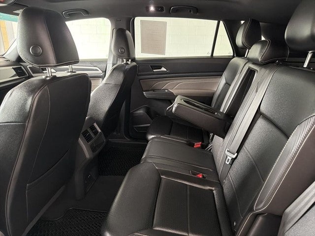 2023 Volkswagen Atlas Cross Sport 3.6L V6 SEL R-Line