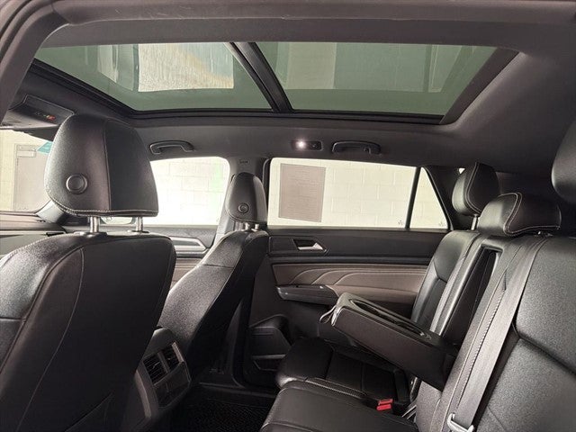 2023 Volkswagen Atlas Cross Sport 3.6L V6 SEL R-Line