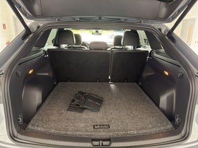 2023 Volkswagen Atlas Cross Sport 3.6L V6 SEL R-Line