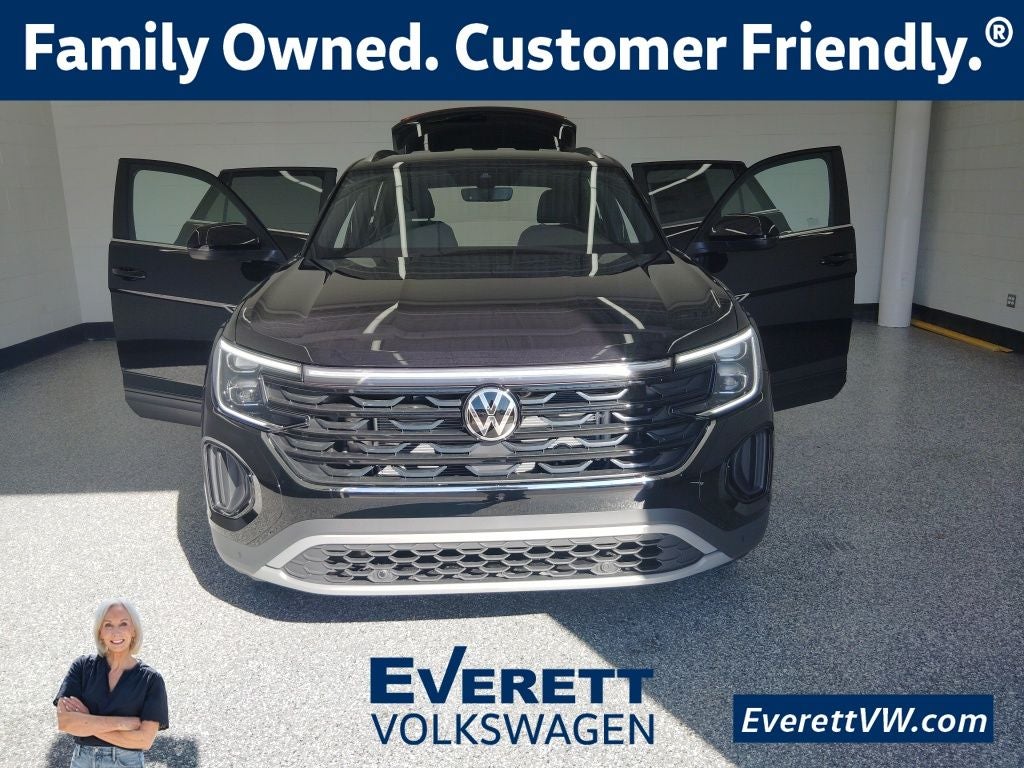 2026 Volkswagen Atlas Cross Sport 2.0T SE w/Technology