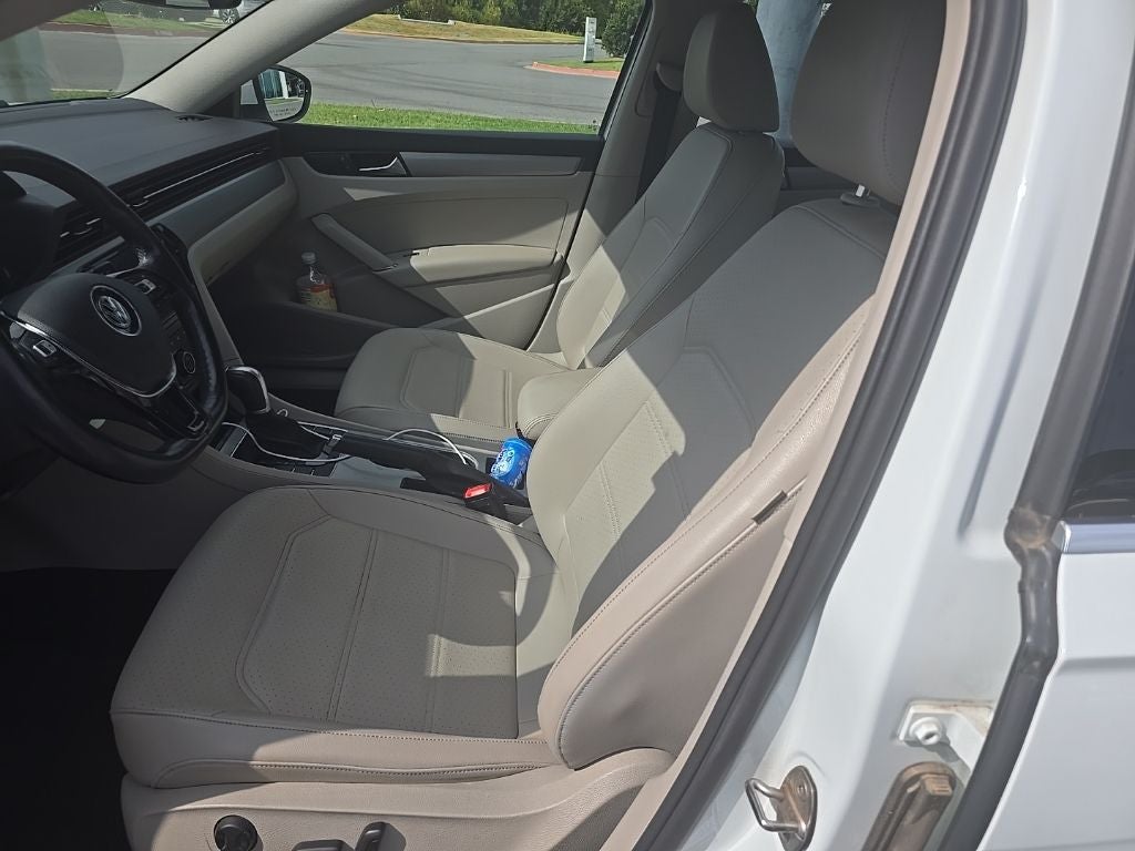 2020 Volkswagen Passat 2.0T SE