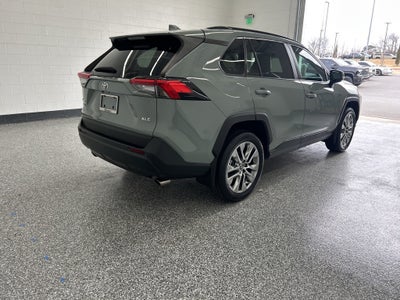 2020 Toyota RAV4 XLE Premium