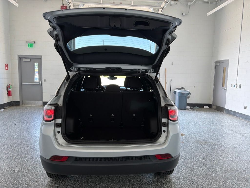 2025 Jeep Compass Sport